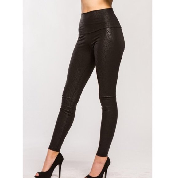 NEW Faux Leather Snakeskin Leggings - Picture 6 of 7